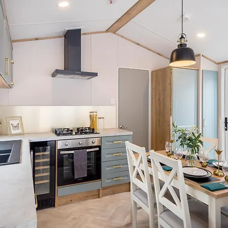 Emma'S Sea View 2-Bedroom Caravan At Durdle Door Near Wareham Dorset West Lulworth Exterior foto