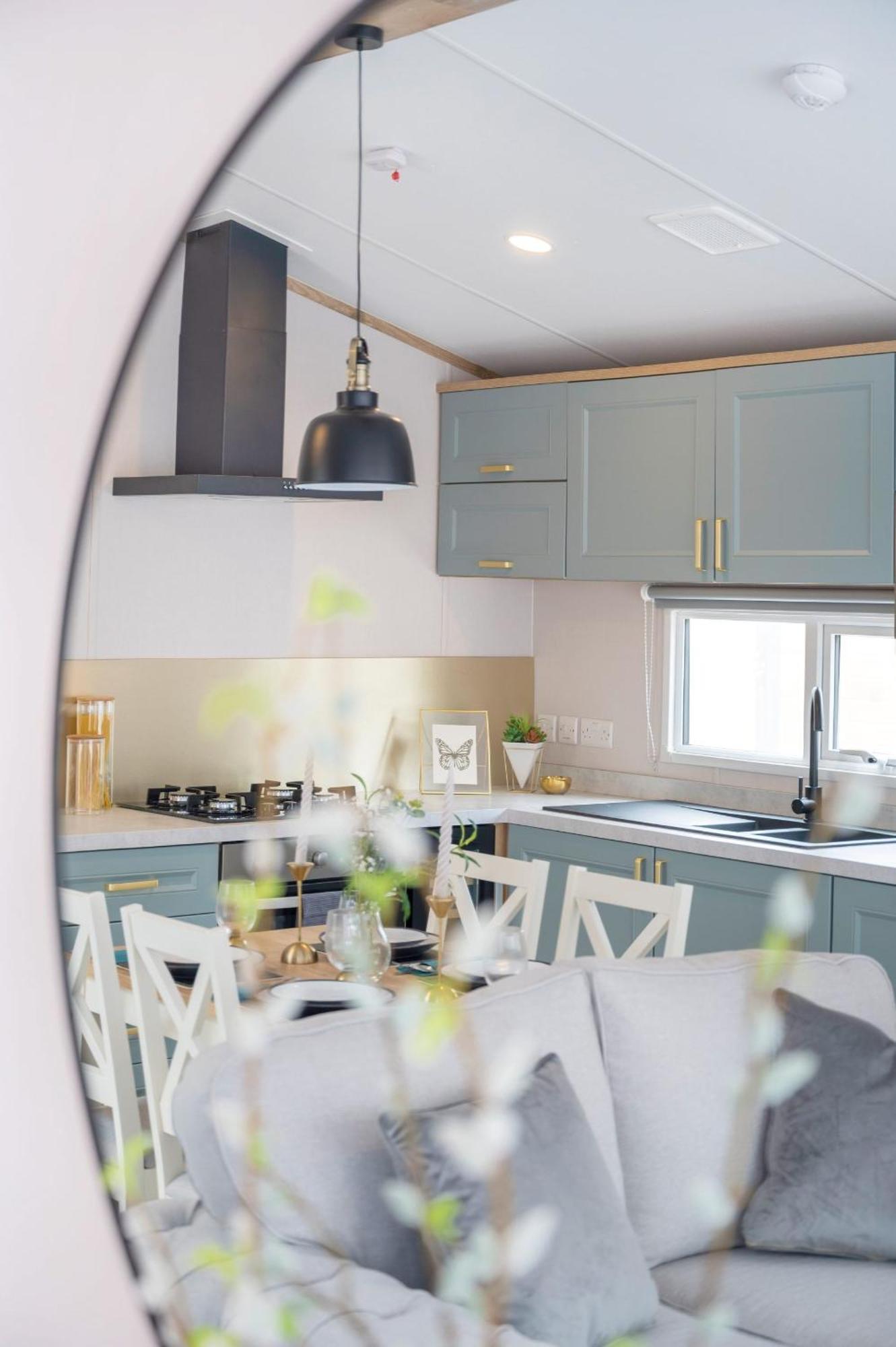 Emma's Sea View 2-bedroom Caravan At Durdle Door Near Wareham Dorset *