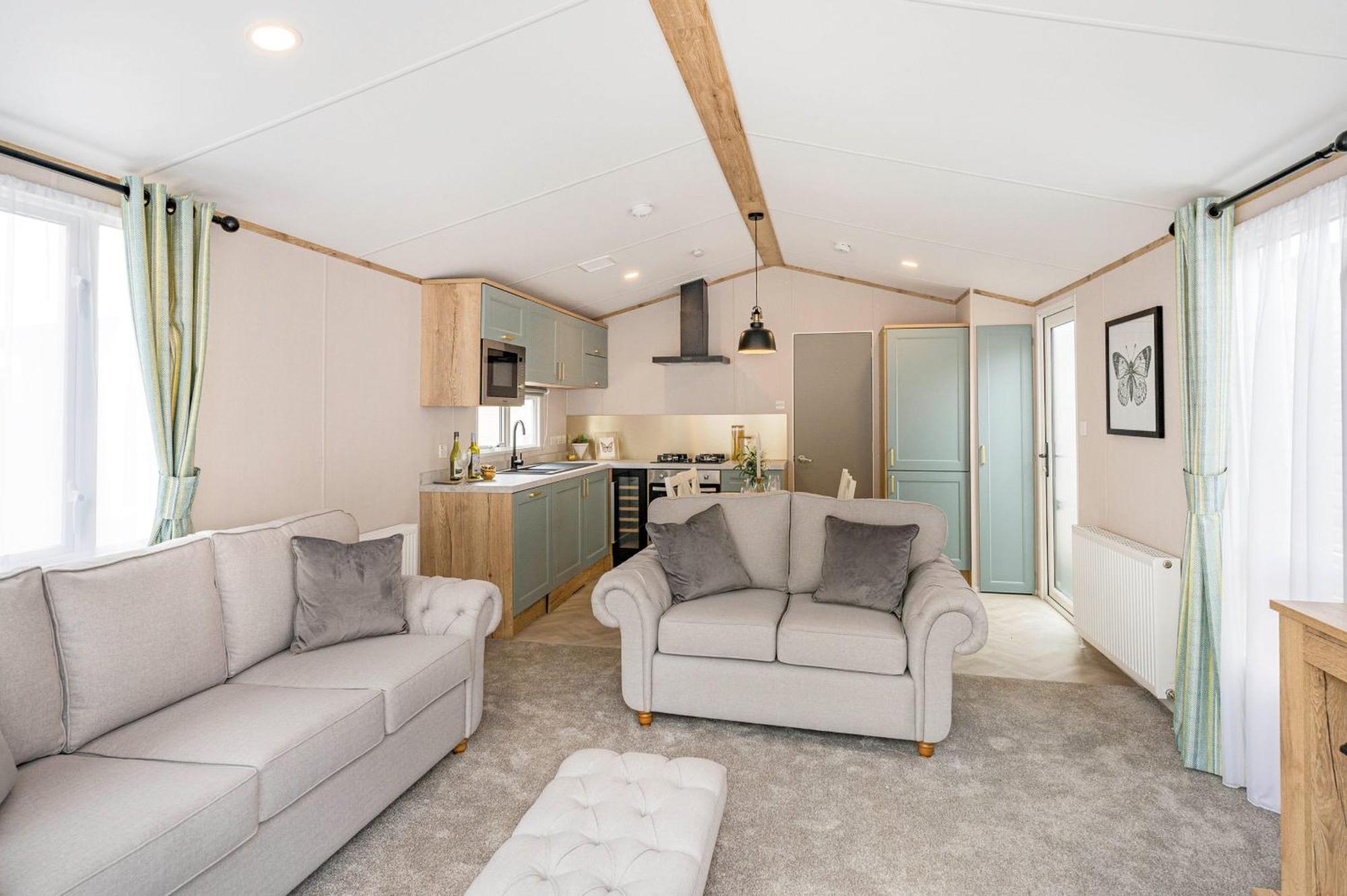 Emma's Sea View 2-bedroom Caravan At Durdle Door Near Wareham Dorset West Lulworth